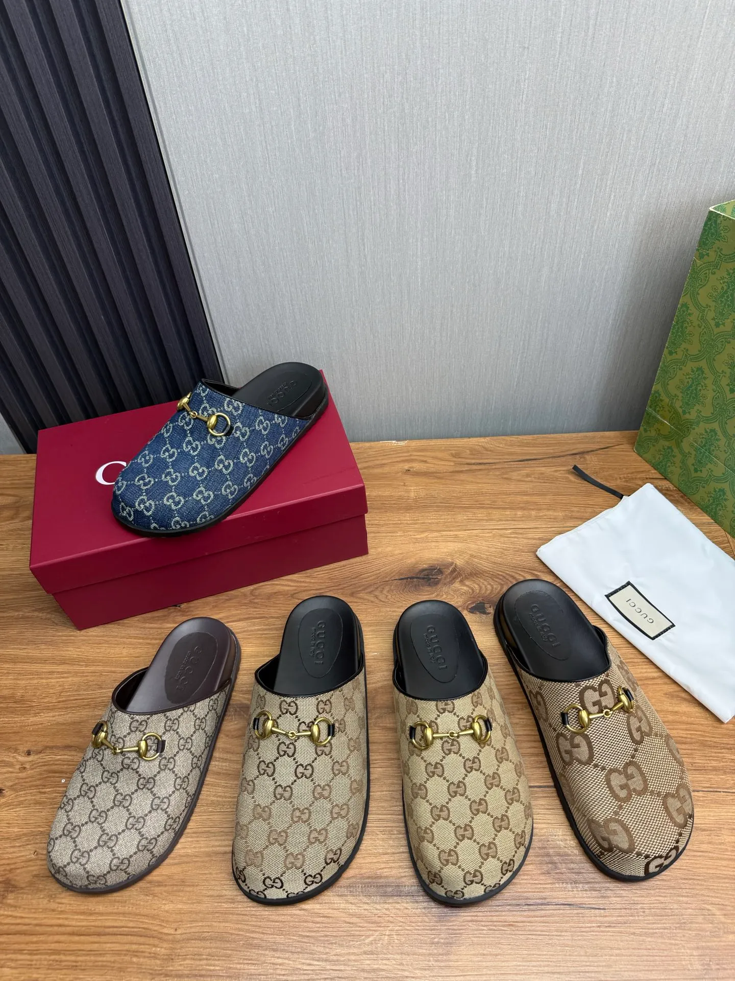 Men's men's shoes💰Pili 400💰Maoli 440💰 ＧＵＣＣＩGucci. Popular couple slippers hot sale🩷💚 🩴Official website one to one production 35-45 size 45 46 🉑️Customized!